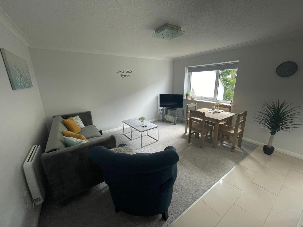 Canal Side Retreat - 2 Bedroom Apartment Heybridge  Eksteriør billede